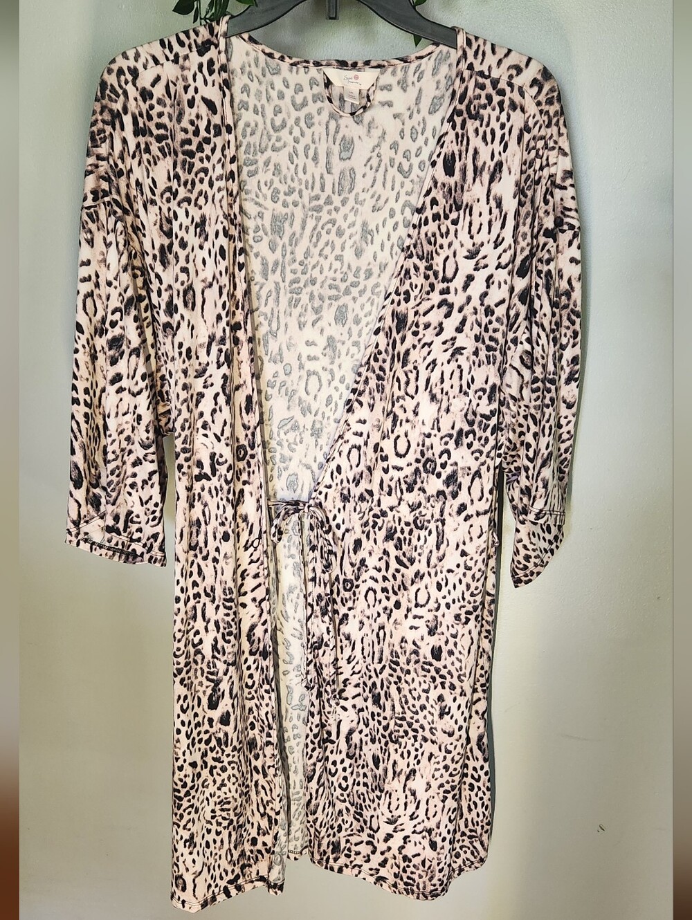 Secret Treasures Pink and Black Leopard Print Robe with Tie